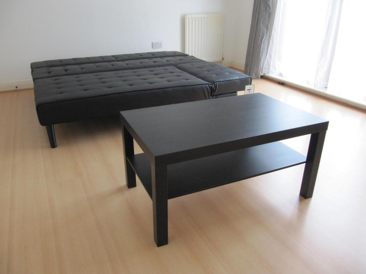 Cozy Off Road 2 Bedroom Cottage Apartment With Free Wi-Fi And Private Parking غلاسغو المظهر الخارجي الصورة