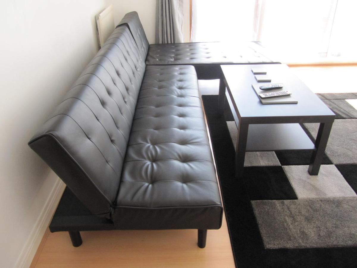 Cozy Off Road 2 Bedroom Cottage Apartment With Free Wi-Fi And Private Parking غلاسغو المظهر الخارجي الصورة