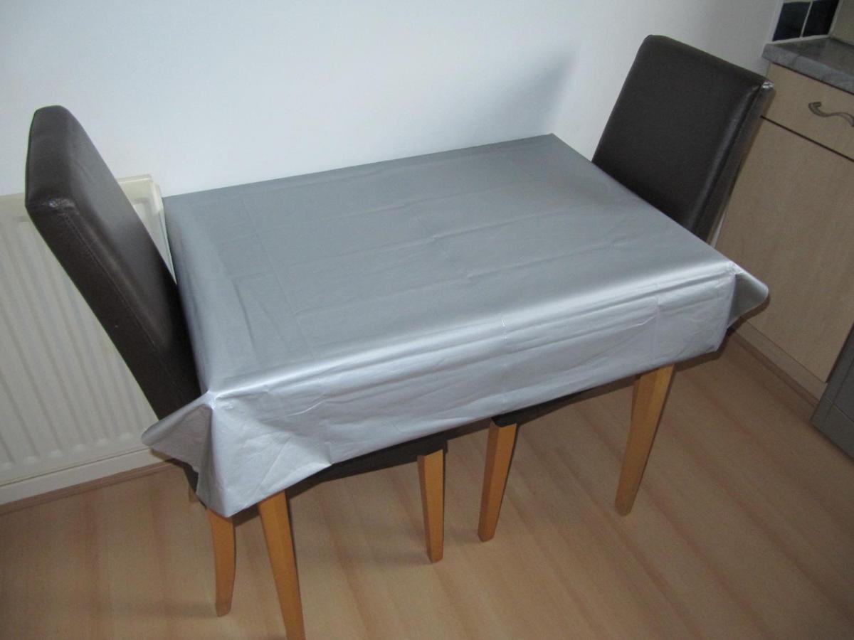 Cozy Off Road 2 Bedroom Cottage Apartment With Free Wi-Fi And Private Parking غلاسغو المظهر الخارجي الصورة
